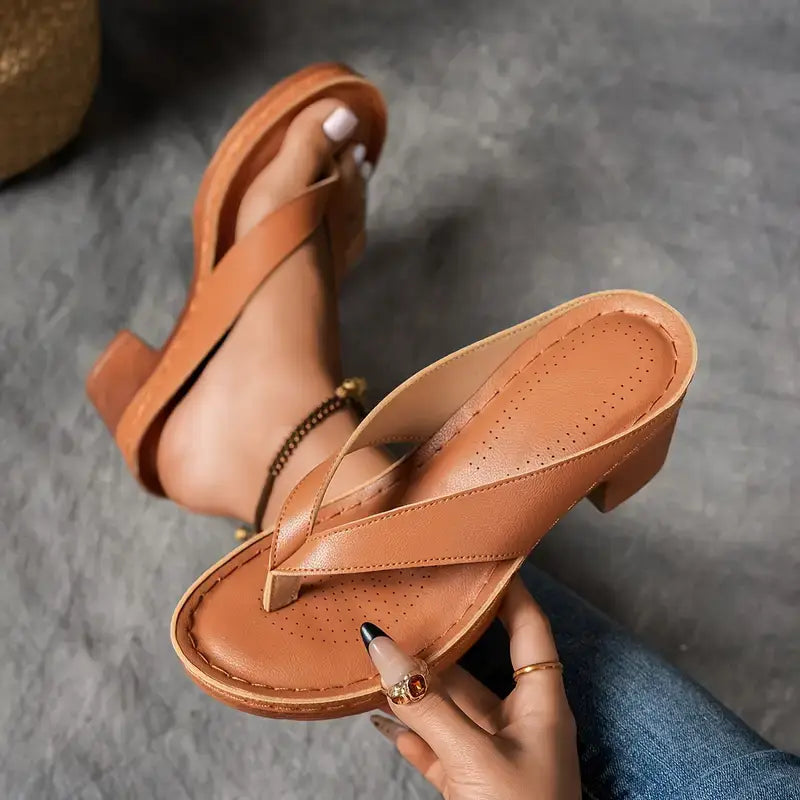 Abigail | Damensandalen mit orthopädischer Unterstützung und mit gepolsterter Innensohle
