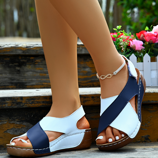 Yola™ | Slides