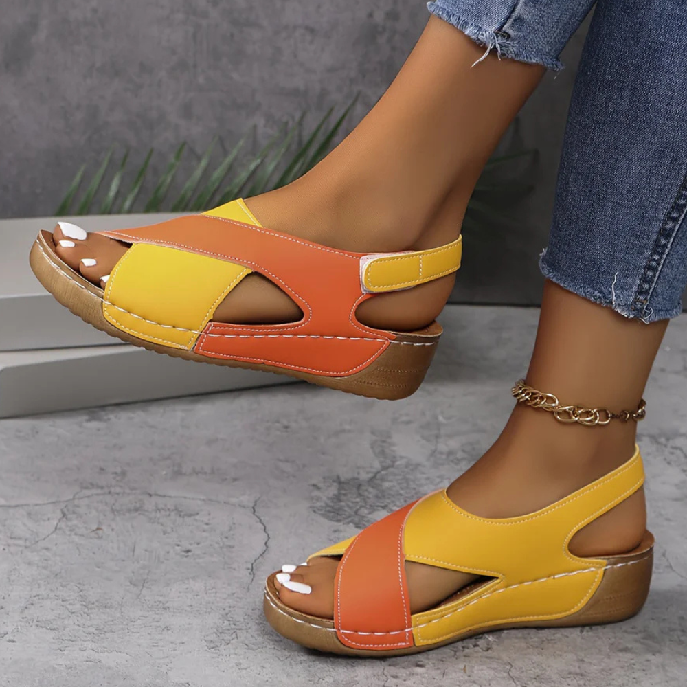 Yola™ | Slides