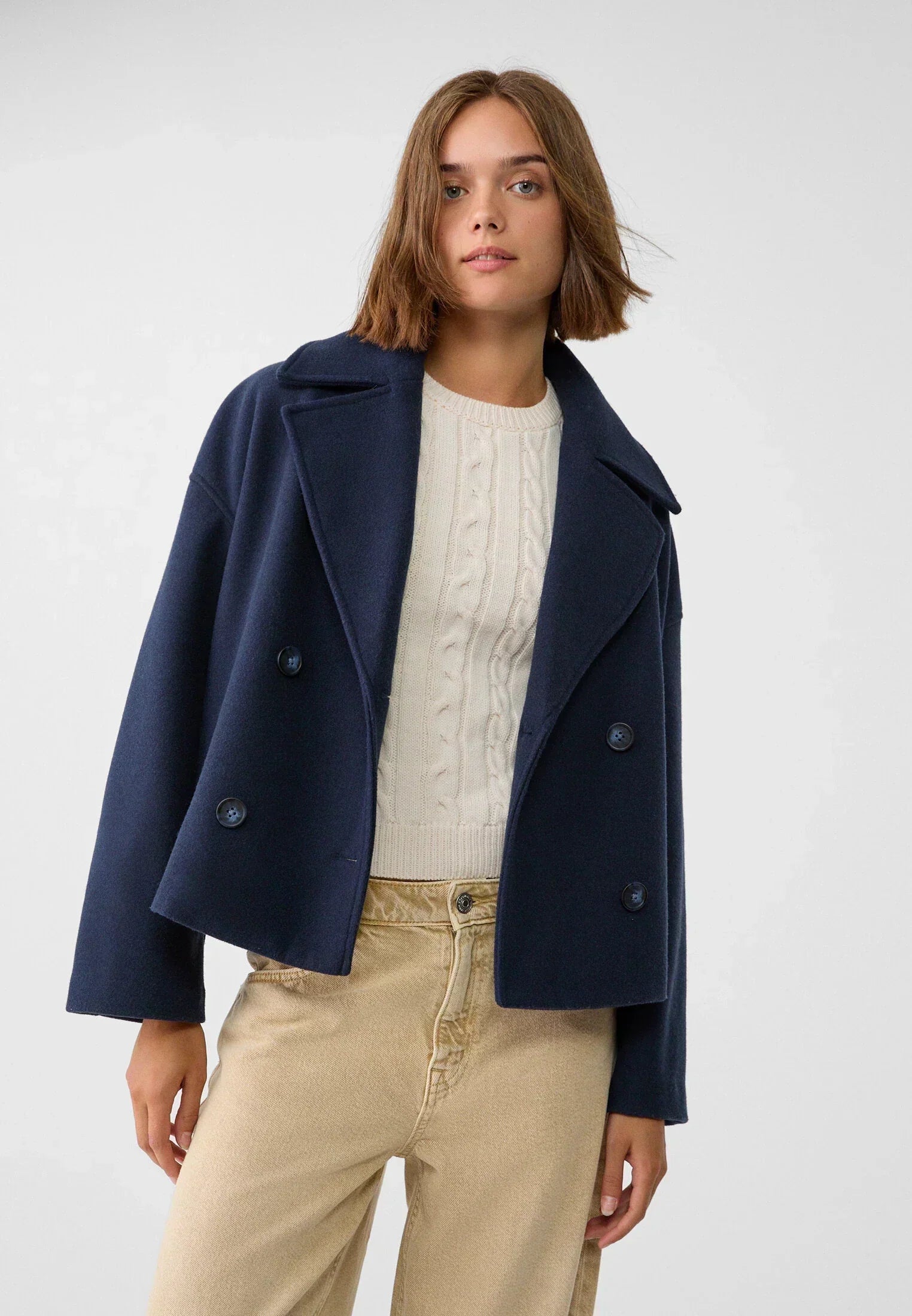 Elara™ | Chice kurze Jacke mit doppelreihiger Knopfleiste