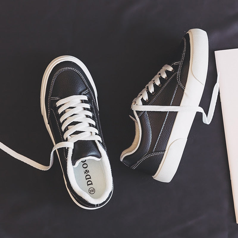 Romelle™ | Sneaker