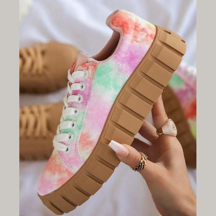 Carvella™ | Sneaker