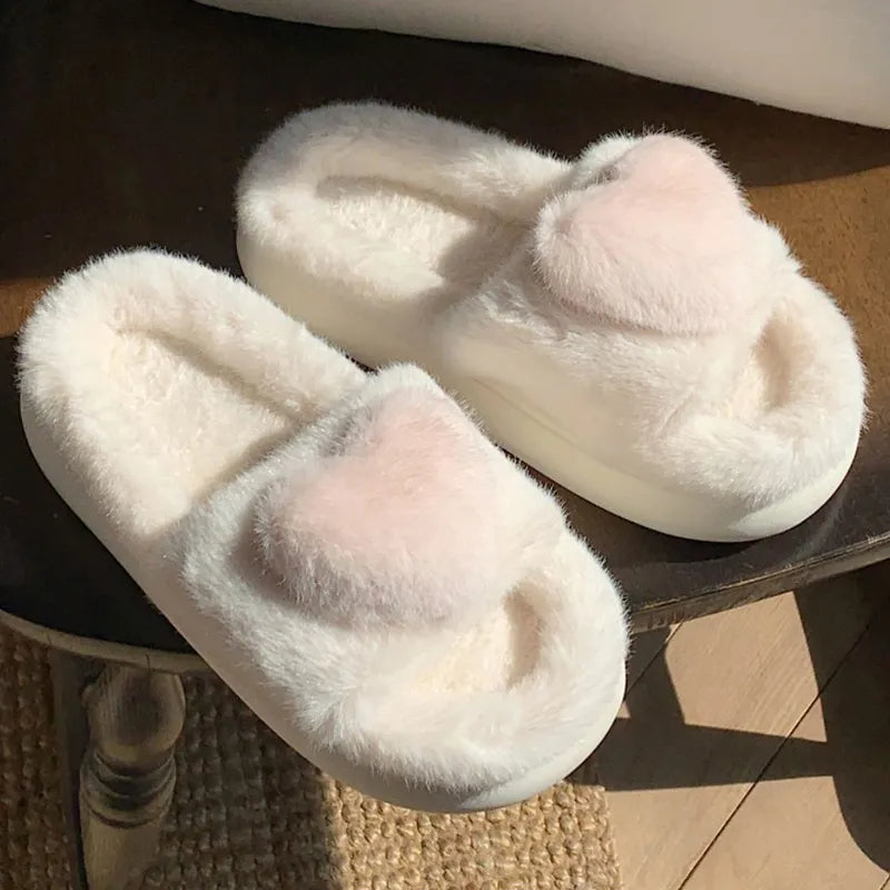 Velunie™ | Flauschige Herz-Pantoffeln
