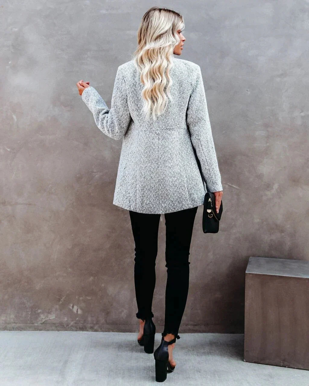 Roswina™ | Stilvolle Damenjacke für elegante Winterlooks